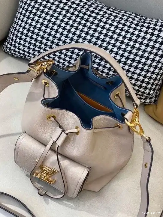 Firstbag LOUIS BUCKET VUITTON LOCKME 0531